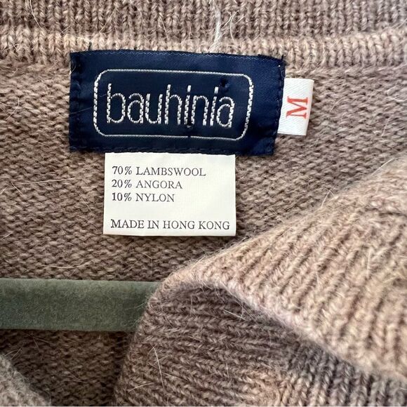 VTG Bauhinia Cowichan Angora Lambswool Blend Cardigan Sweater Neutral Taupe Crea - Picture 8 of 8